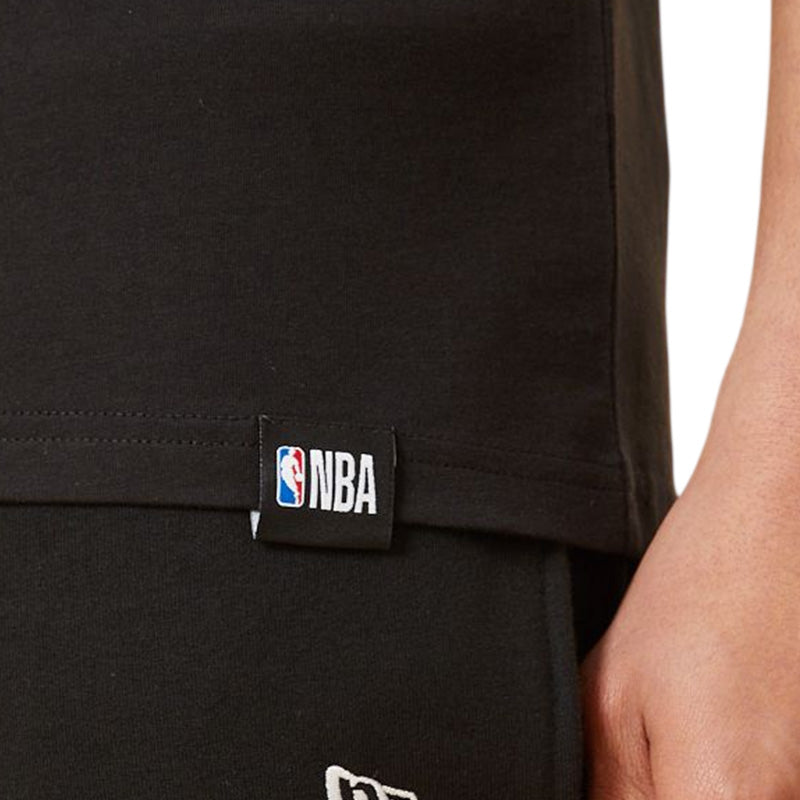 Camiseta CHIBUL metalizada de New Era