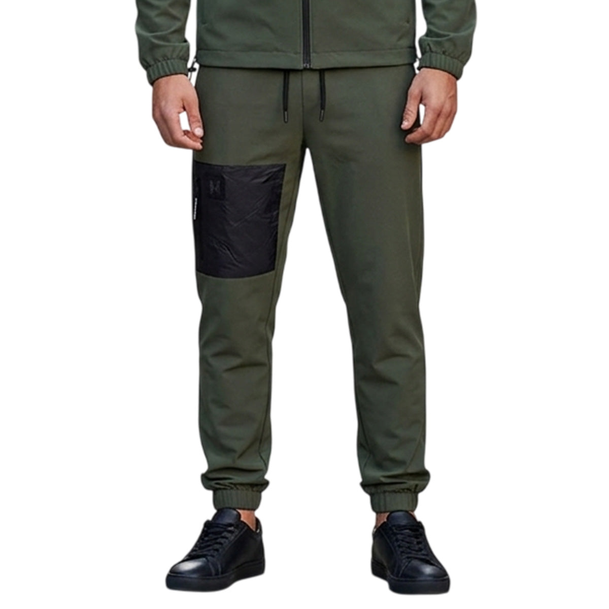 Pantalones deportivos Saturn Helvética