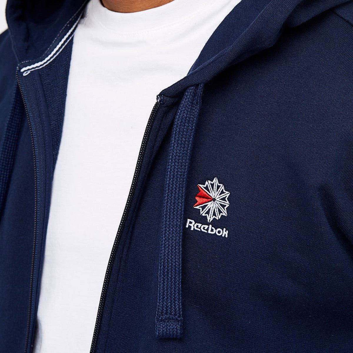 Sweat à capuche Reebok CLASSICS