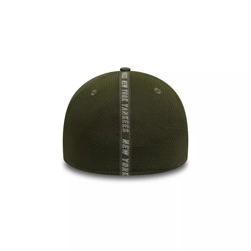 Casquette New Era FEATHERWEIGHT 39THIRTY NEYYAN