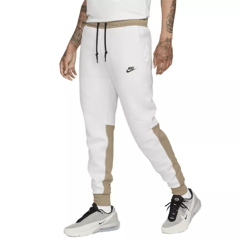 Pantalon de survêtement Nike TECH FLEECE
