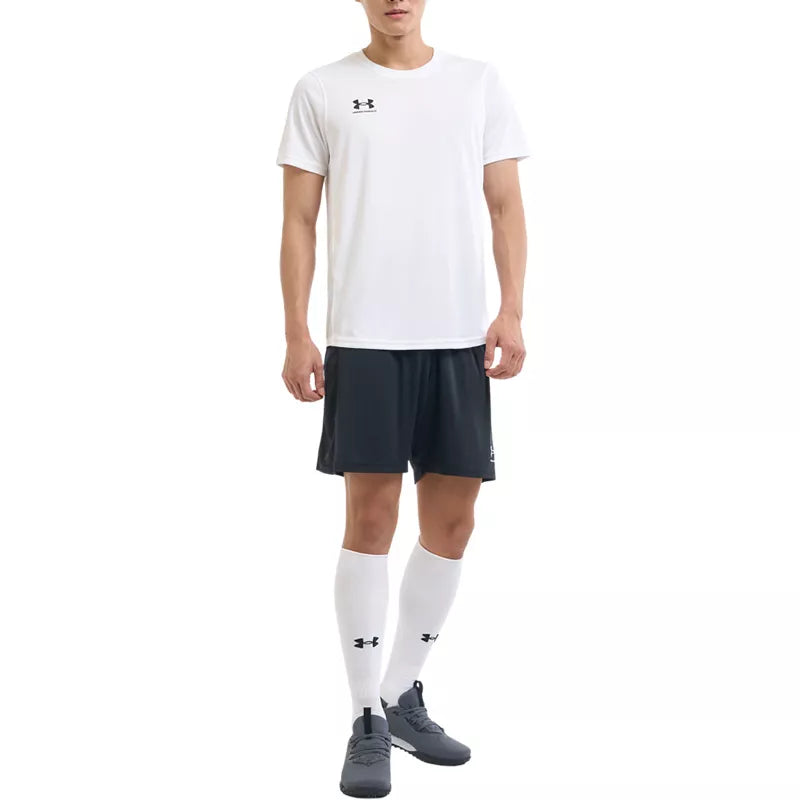 Short Under Armour M. Challenger  Train