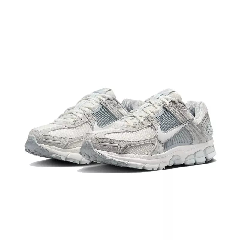 Basket Nike ZOOM VOMERO 5