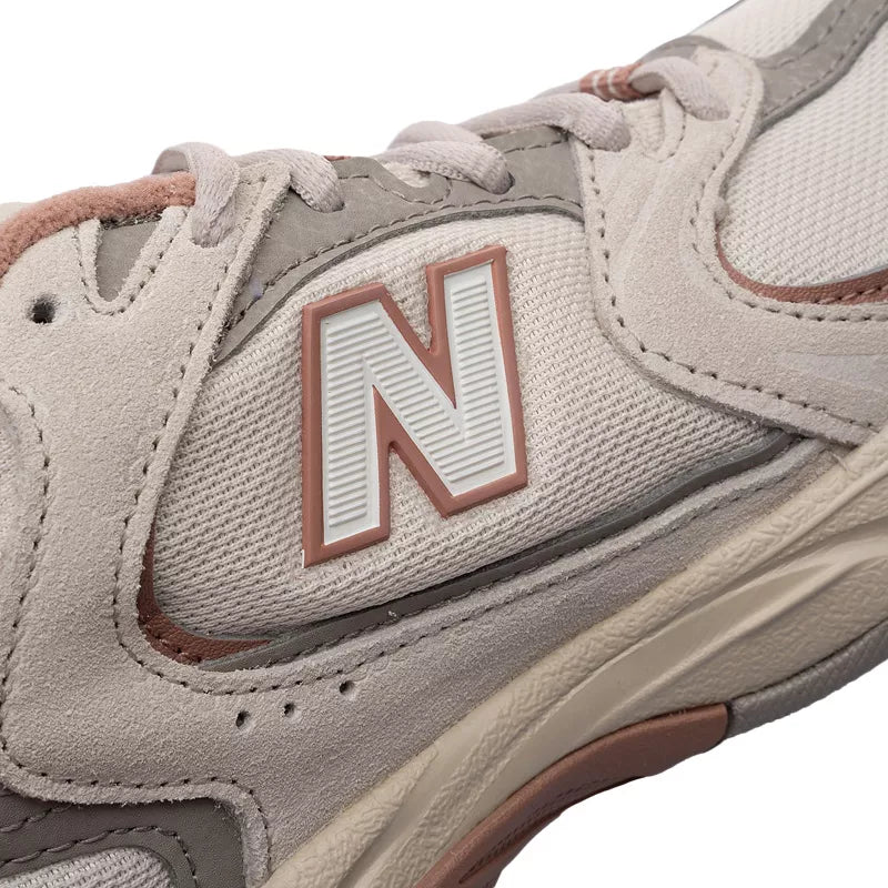 Basket Femme New Balance U530