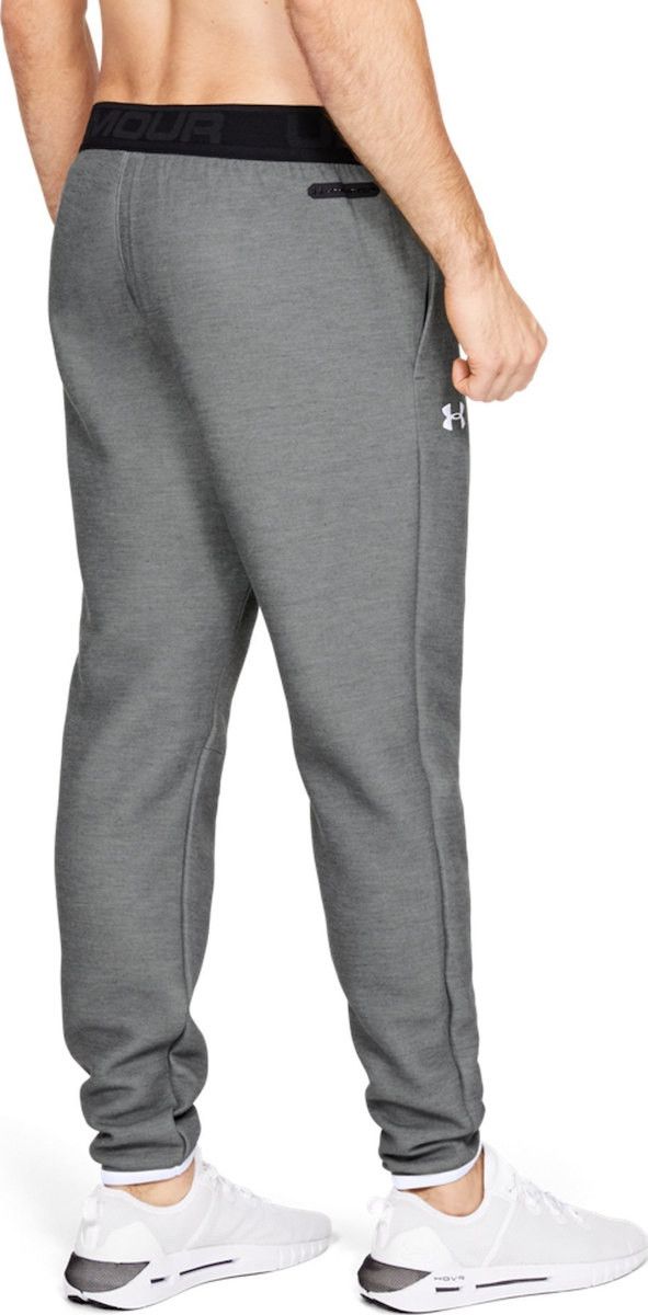 Pantalons de survÃªtement Under Armour UNSTOPPABLE MOVE LIGHT JOGGER - Ref. 1329268-002