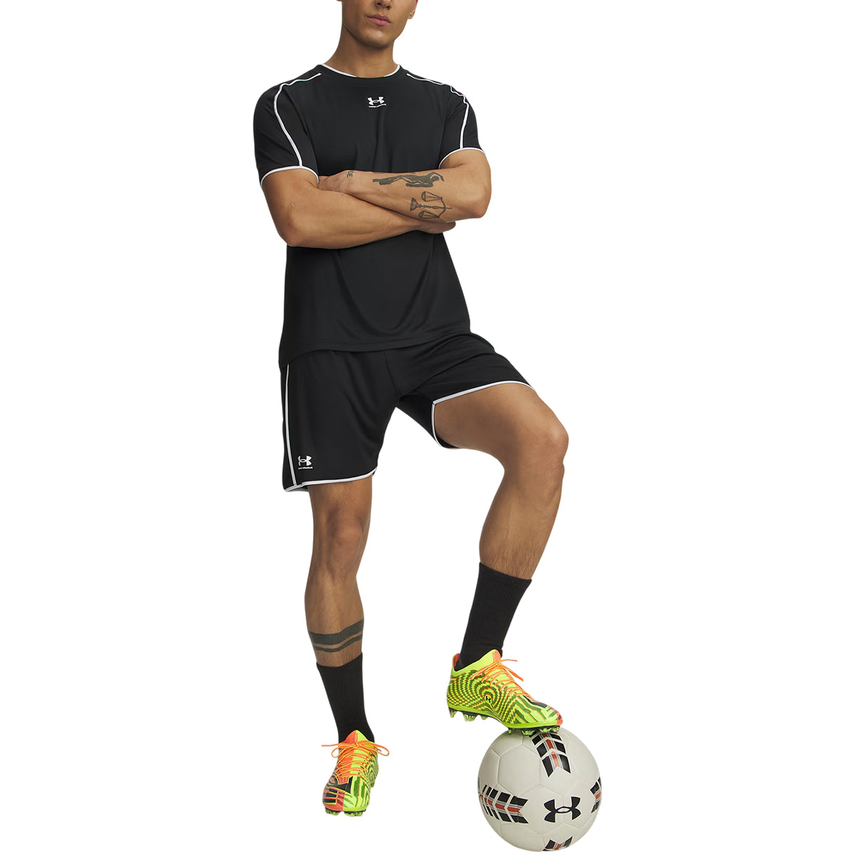 Short Homme Under Armour CHALLENGER TRAIN
