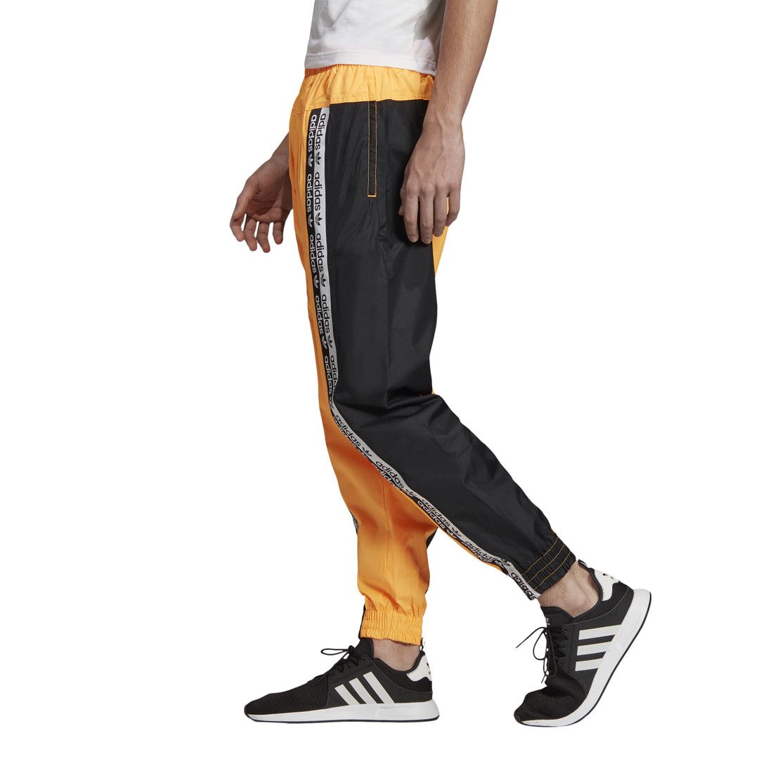 Pantalon de survêtement adidas Originals R.Y.V.