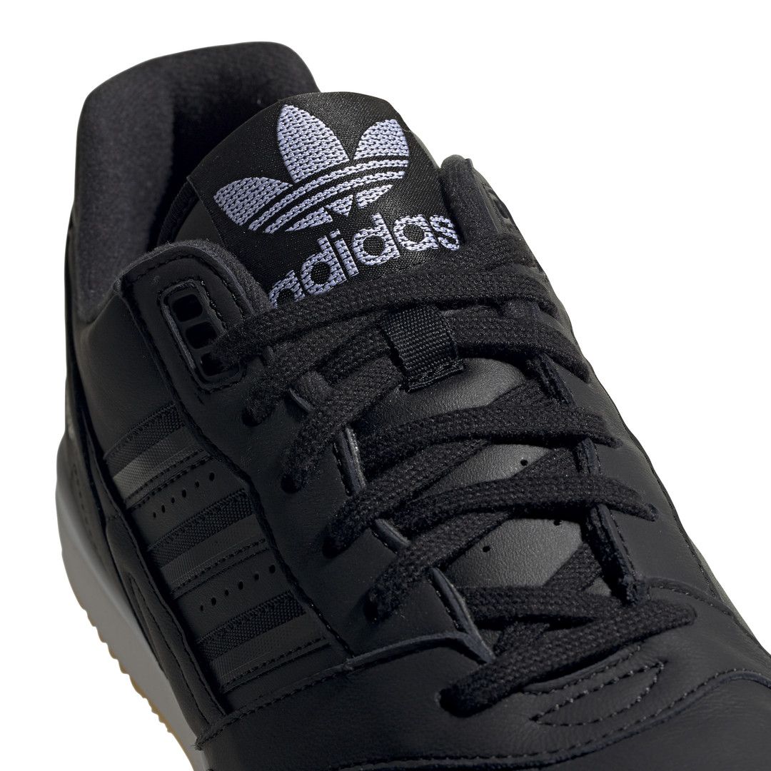 Baskets adidas Originals A.R.TRAINER