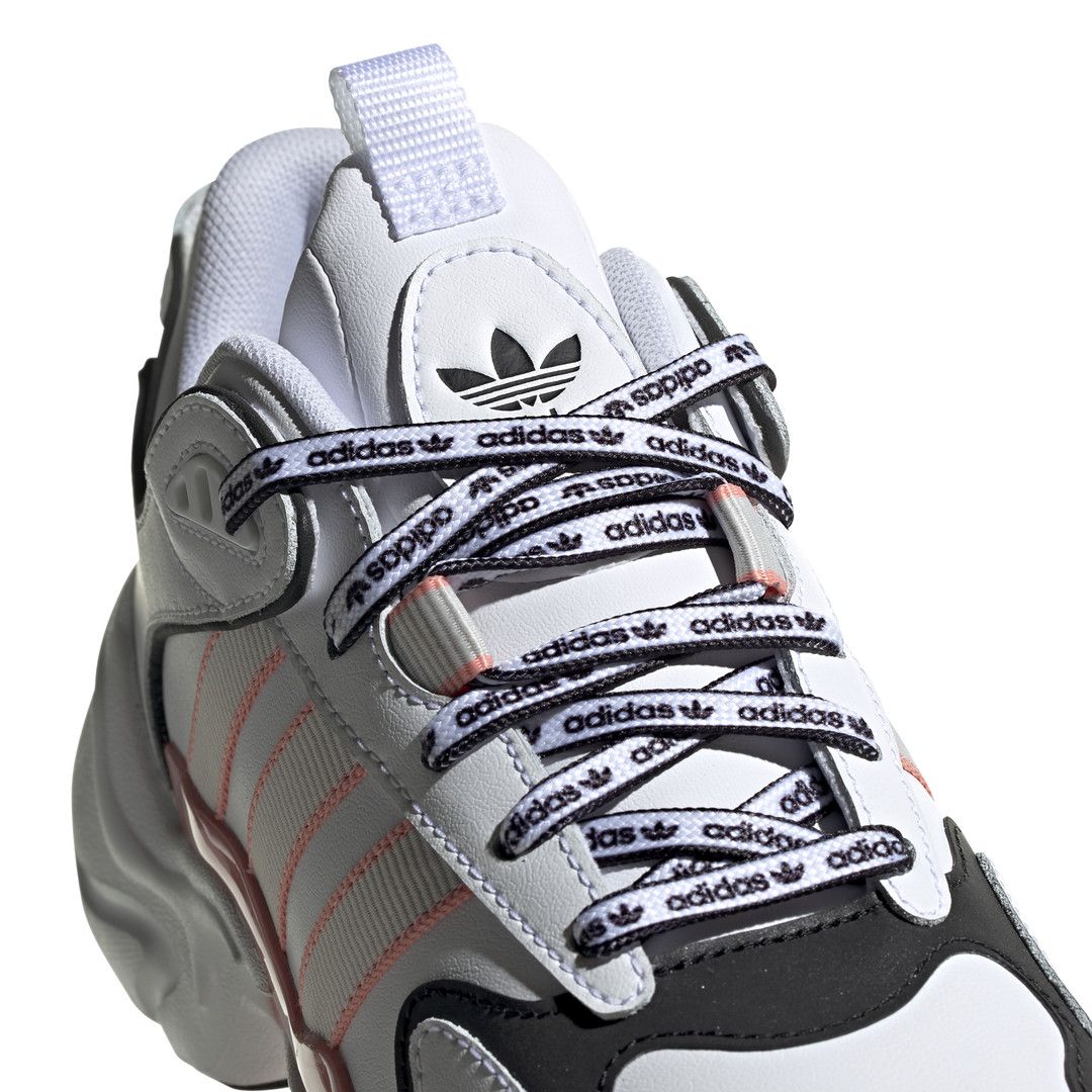 Baskets adidas Originals MAGMUR RUNNER W