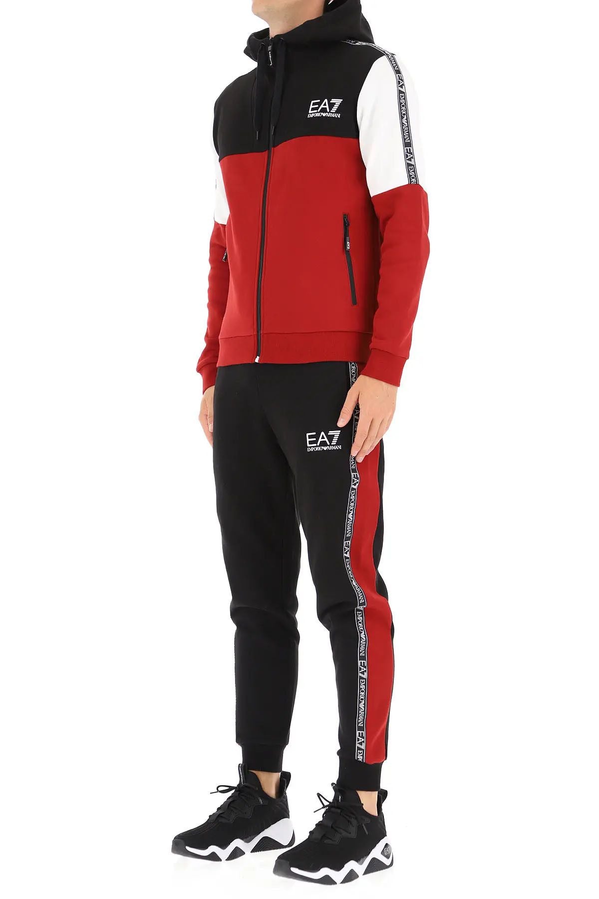 Ensemble de survêtement EA7 Emporio Armani