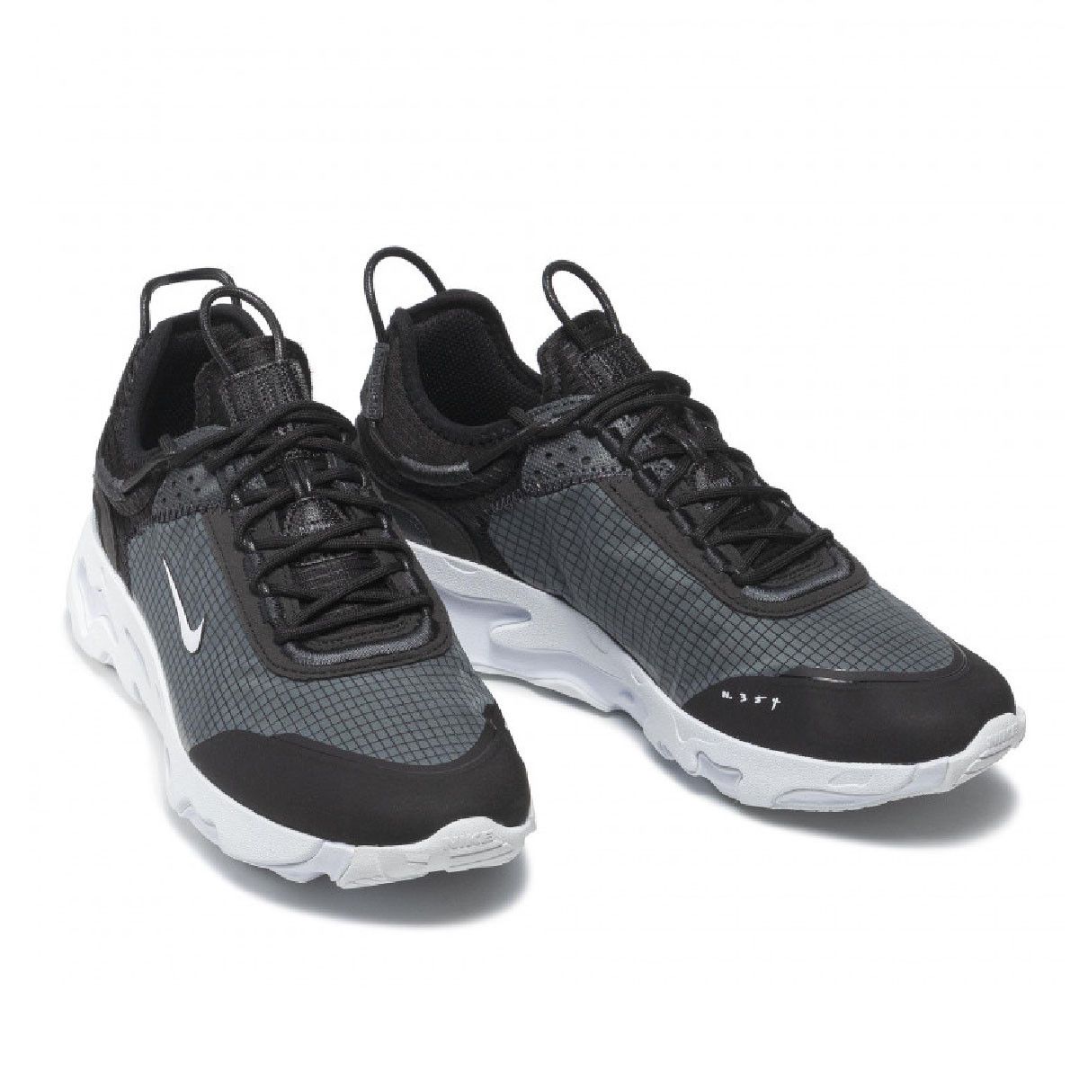 Basket Nike REACT LIVE