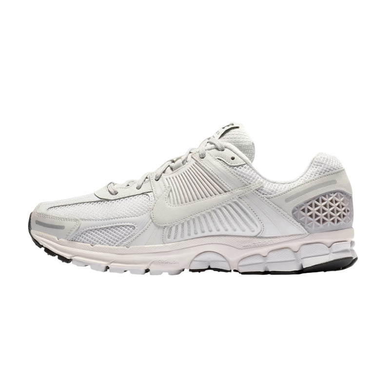 Basket Homme Nike ZOOM VOMERO 5