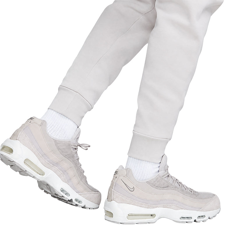 Pantalones deportivos Nike TECH FLEECE