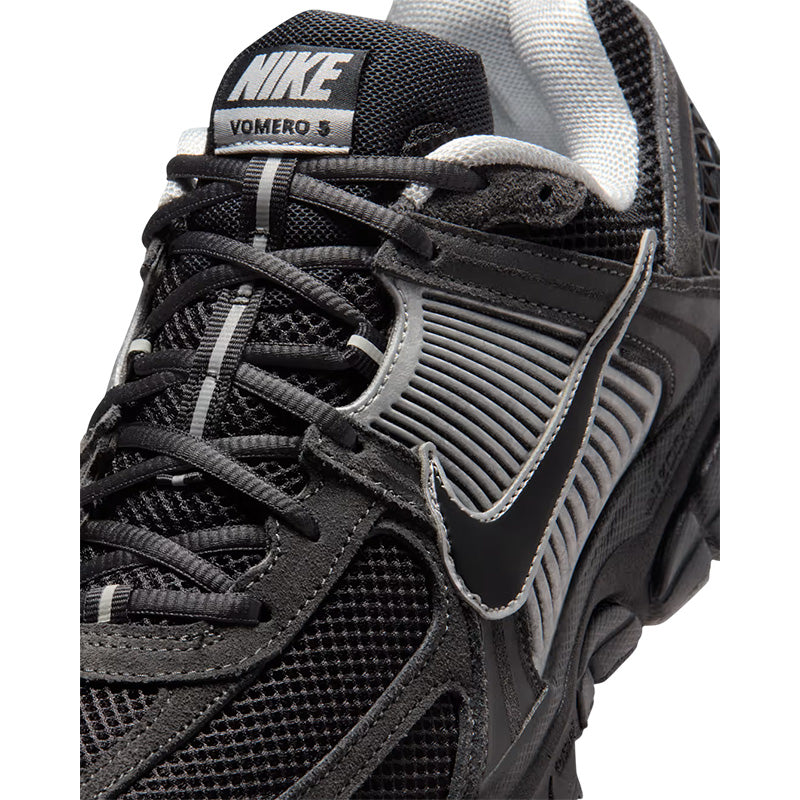 Basket Homme Nike ZOOM VOMERO 5