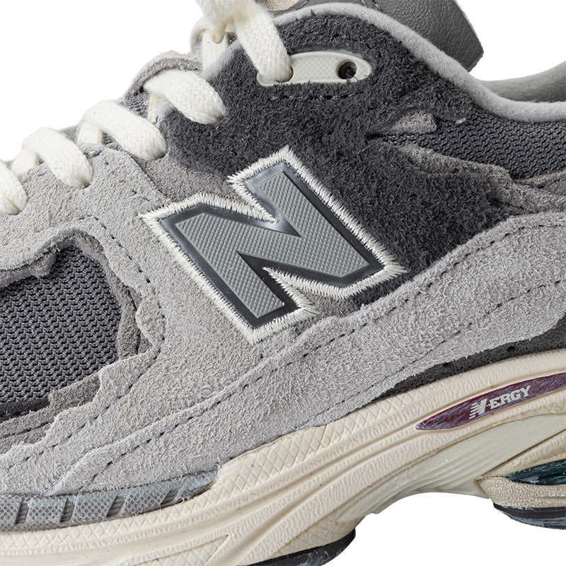 Basket Homme New Balance M2002