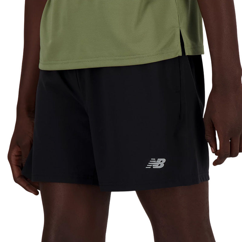 Short Homme New Balance SPORT ESSENTIAL 7