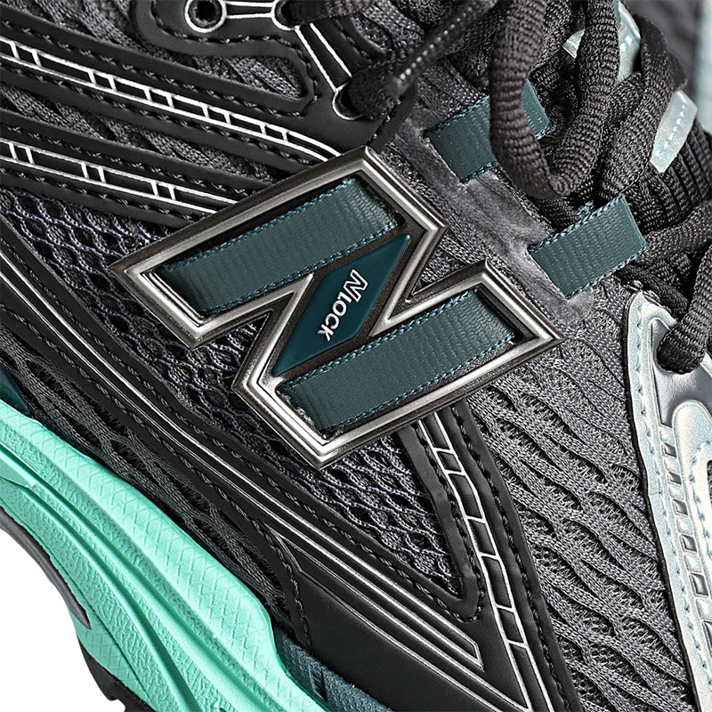 Baskets New Balance M1906