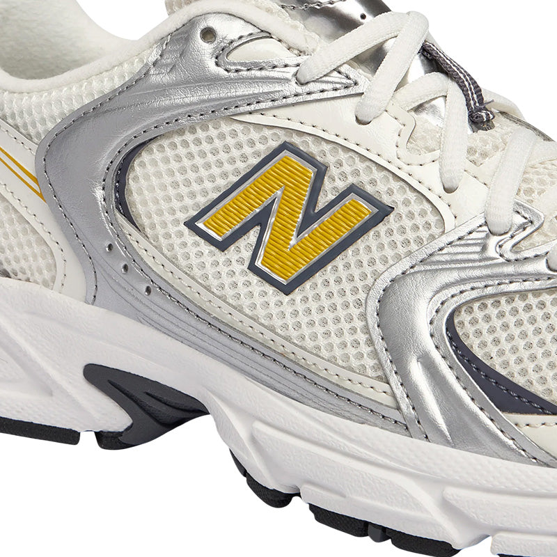 Basket Femme New Balance U530