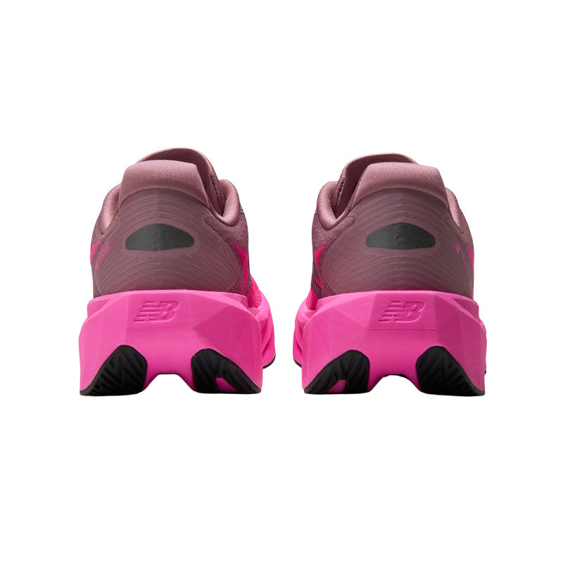 Basket Femme New Balance FUELCELL REBEL V5